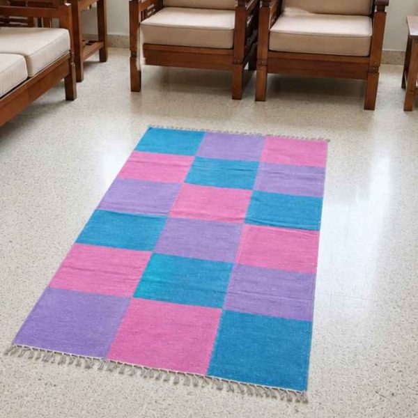 Shatranjy/ handloom carpet: size 35.5 inchx59inch