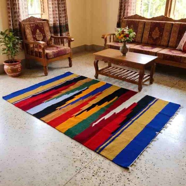Shatranjy/ handmade carpet: size 47.5''x73''